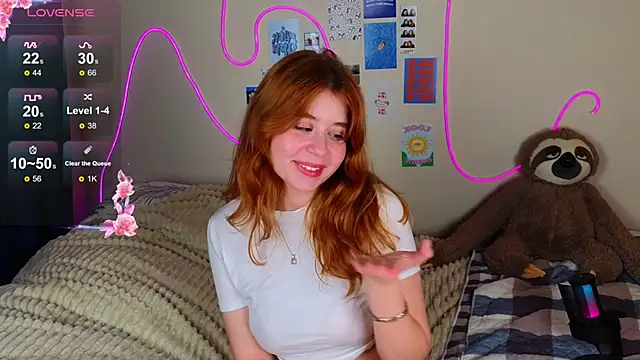 Penny Staaar online show from February 2025 06:23:01 PM