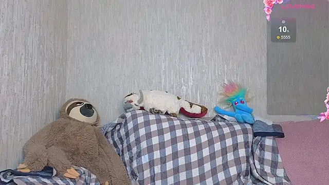 Penny Staaar online show from February 2026 05:41:02 AM