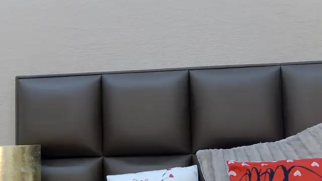 FoxyJoy online show from February 2026 03:47:01 PM