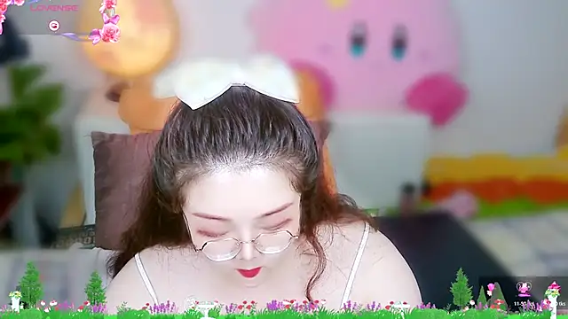 Weiwei5200 online show from November 2025 02:26:02 AM