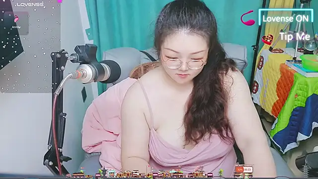 Weiwei5200 online show from May 2026 01:25:01 AM