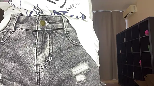 MoiraHavins online show from February 2026 06:44:01 AM