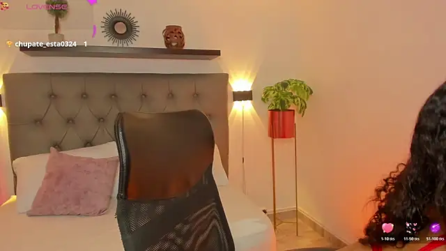 yaya23x online show from October 2025 02:40:01 PM