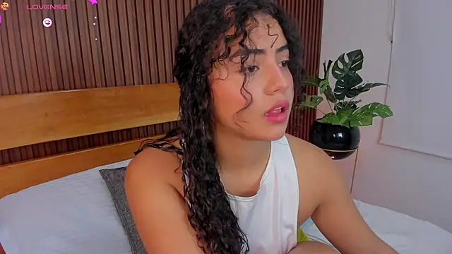 yaya23x online show from September 2025 02:12:02 PM