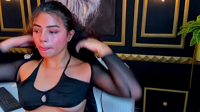 yaya23x online show from February 2025 07:10:01 PM