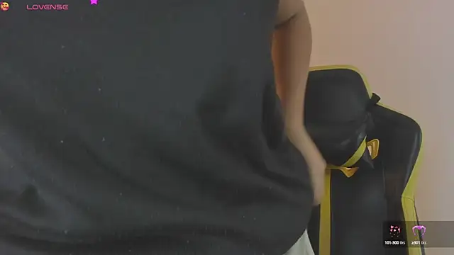 yaya23x online show from September 2025 01:39:02 PM