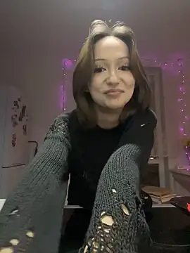 Helen bae online show from February 2025 08:56:01 PM