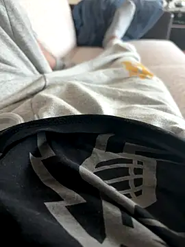 denizli18 online show from November 2025 12:42:02 PM