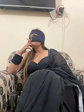 Snapshot of HoneyBearCpl chatting on February 2025 04:20:02 PM HoneyBearCpl online show from February 2025 04:20:02 PM