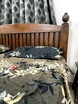 Snapshot of HoneyBearCpl chatting on October 2025 03:57:02 PM HoneyBearCpl online show from October 2025 03:57:02 PM