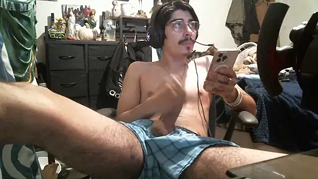 Snapshot of superog122 chatting on October 2025 03:01:01 PM superog122 online show from October 2025 03:01:01 PM