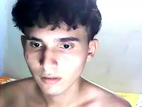 Snapshot of Charley_quin chatting on January 2025 02:29:01 AM Charley quin online show from January 2025 02:29:01 AM