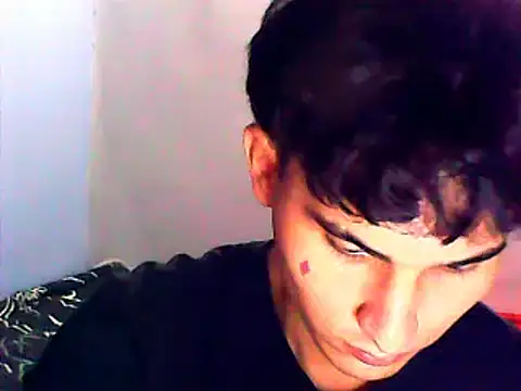 Snapshot of Charley_quin chatting on January 2025 02:26:02 AM Charley quin online show from January 2025 02:26:02 AM