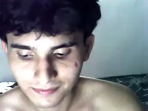 Snapshot of Charley_quin chatting on January 2025 02:32:01 AM Charley quin online show from January 2025 02:32:01 AM