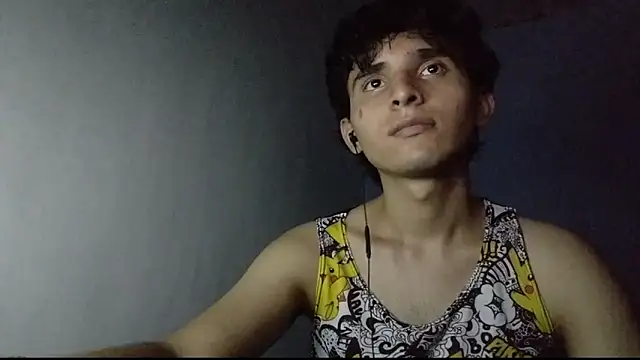 Snapshot of Charley_quin chatting on March 2025 11:26:01 PM Charley quin online show from March 2025 11:26:01 PM