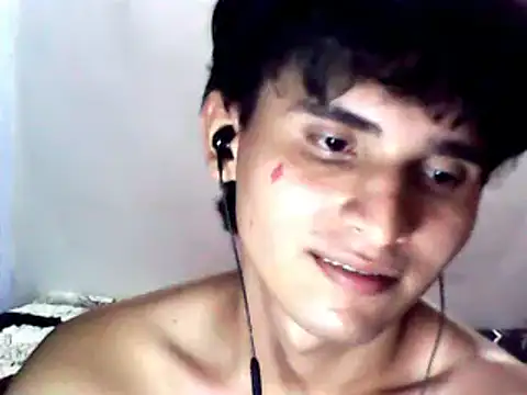 Snapshot of Charley_quin chatting on February 2025 04:42:02 AM Charley quin online show from February 2025 04:42:02 AM