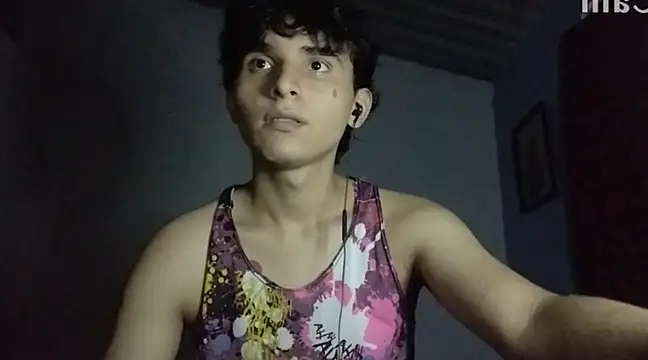 Snapshot of Charley_quin chatting on February 2025 11:48:02 PM Charley quin online show from February 2025 11:48:02 PM