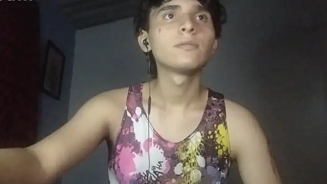 Snapshot of Charley_quin chatting on February 2025 11:04:01 PM Charley quin online show from February 2025 11:04:01 PM