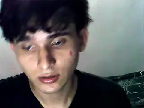 Snapshot of Charley_quin chatting on January 2025 11:28:01 PM Charley quin online show from January 2025 11:28:01 PM