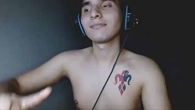 Snapshot of Charley_quin chatting on September 2025 03:53:02 AM Charley quin online show from September 2025 03:53:02 AM