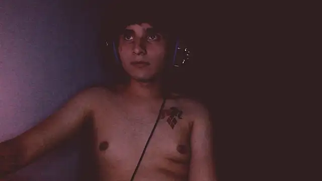 Snapshot of Charley_quin chatting on September 2025 03:33:01 AM Charley quin online show from September 2025 03:33:01 AM