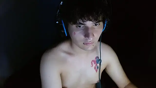 Charley quin online show from May 2026 02:18:02 AM