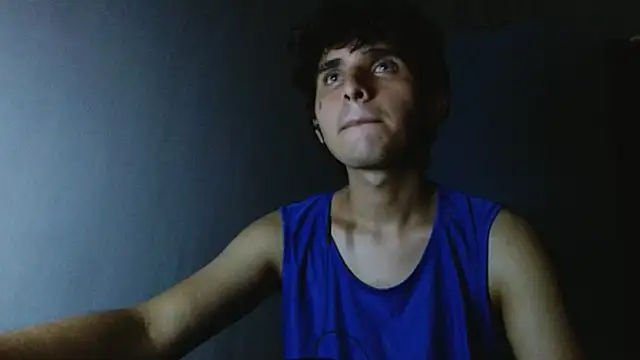 Snapshot of Charley_quin chatting on March 2025 11:59:02 PM Charley quin online show from March 2025 11:59:02 PM