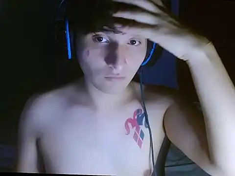 Charley quin online show from April 2026 11:33:02 PM