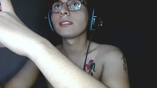 Snapshot of Charley_quin chatting on September 2025 04:07:02 AM Charley quin online show from September 2025 04:07:02 AM