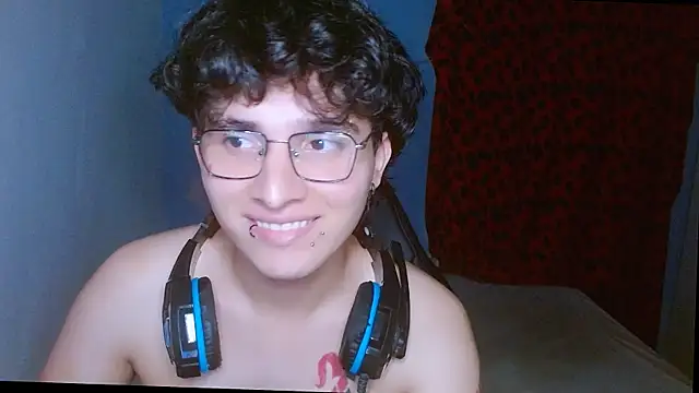 Charley quin online show from May 2026 11:18:02 PM