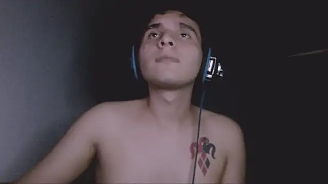 Snapshot of Charley_quin chatting on September 2025 03:50:02 AM Charley quin online show from September 2025 03:50:02 AM