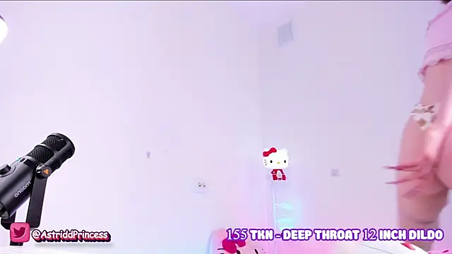 Snapshot of AstridHotty chatting on March 2025 03:52:01 PM AstridHotty online show from March 2025 03:52:01 PM