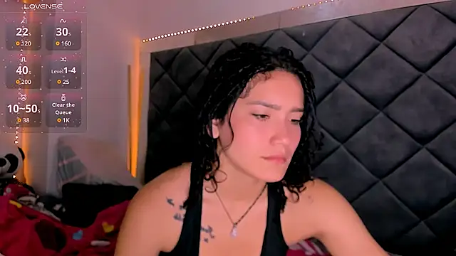 Snapshot of Nellyhills chatting on September 2025 11:23:01 AM Nellyhills online show from September 2025 11:23:01 AM