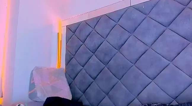 Snapshot of Nellyhills chatting on March 2025 04:42:02 PM Nellyhills online show from March 2025 04:42:02 PM