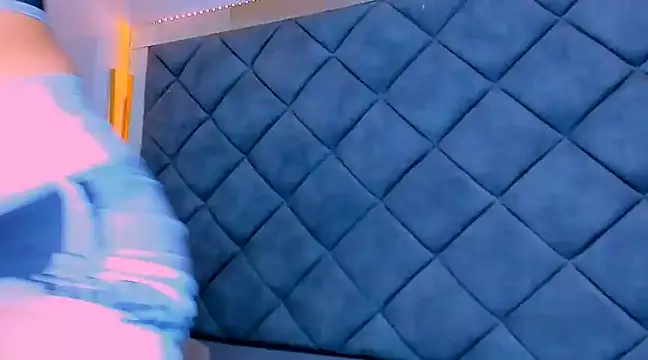 Snapshot of Nellyhills chatting on March 2025 01:12:02 PM Nellyhills online show from March 2025 01:12:02 PM