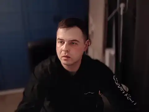 CuteMan33 online show from April 2026 06:25:02 PM