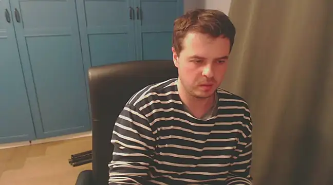 Snapshot of CuteMan33 chatting on December 2024 02:25:02 AM CuteMan33 online show from December 2024 02:25:02 AM