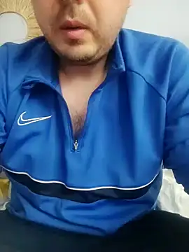 Snapshot of CuteMan33 chatting on October 2025 10:22:01 PM CuteMan33 online show from October 2025 10:22:01 PM