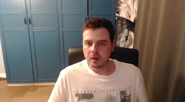 Snapshot of CuteMan33 chatting on March 2025 10:04:02 PM CuteMan33 online show from March 2025 10:04:02 PM