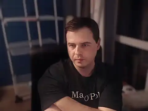 Snapshot of CuteMan33 chatting on October 2025 10:19:01 PM CuteMan33 online show from October 2025 10:19:01 PM