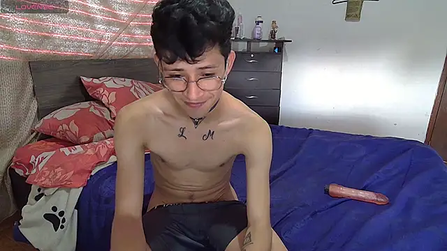 Sweet c4mer0n online show from October 2025 05:47:01 PM
