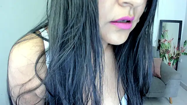 Snapshot of Adele_Sweett chatting on November 2025 10:41:02 AM Adele Sweett online show from November 2025 10:41:02 AM