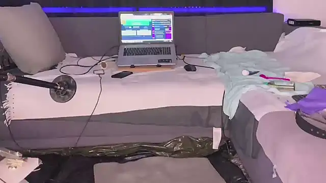 Nebenangeil online show from January 2025 02:04:02 AM