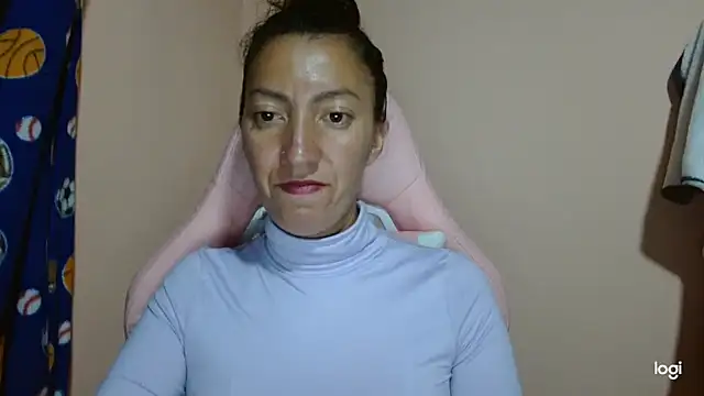 kaybabyhot online show from April 2026 11:35:02 PM