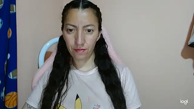 kaybabyhot online show from April 2026 01:23:01 PM