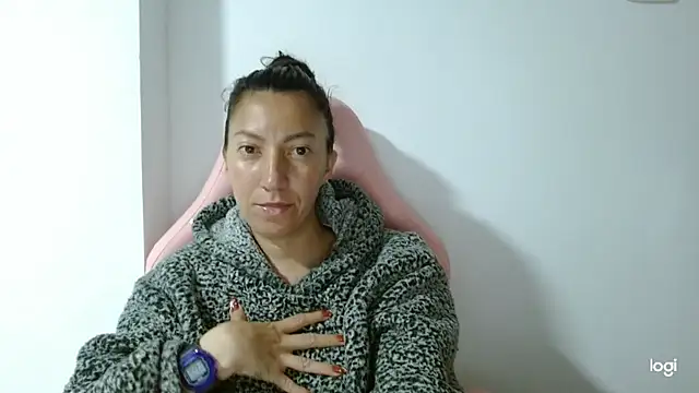 kaybabyhot online show from September 2025 03:39:01 PM