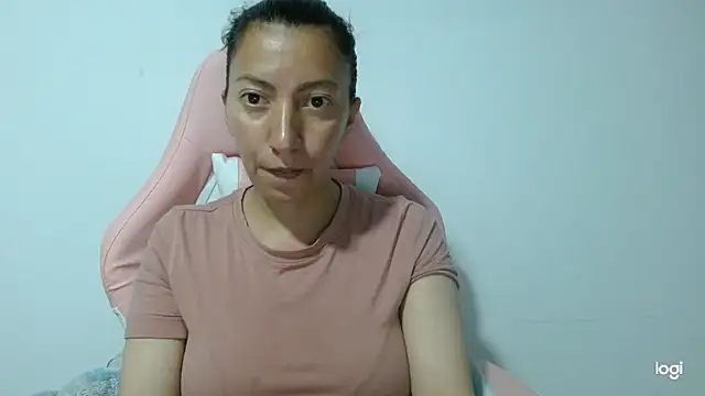 kaybabyhot online show from October 2025 03:51:02 AM