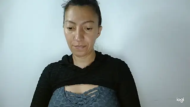 kaybabyhot online show from December 2025 03:21:02 PM