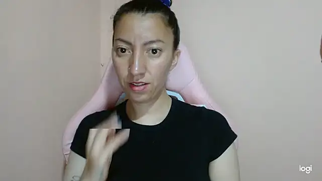 kaybabyhot online show from April 2026 01:03:01 PM