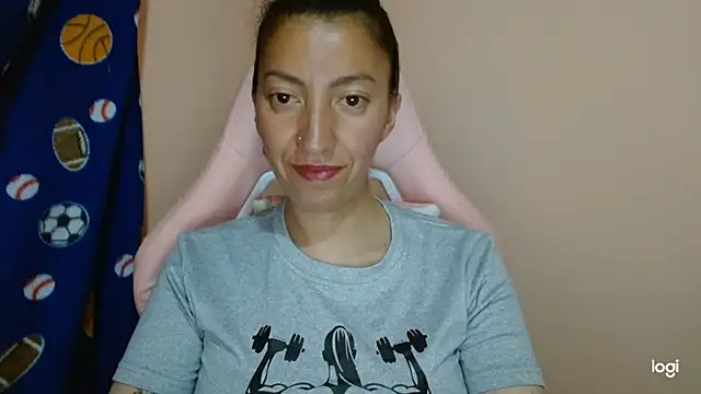 kaybabyhot online show from April 2026 08:49:01 PM